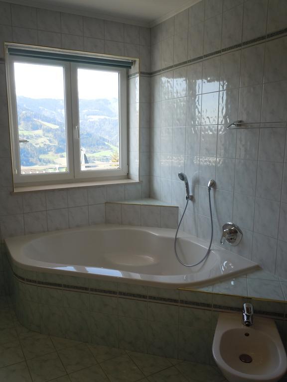 Nebenhaus - Haus Heigl Apartment Sankt Johann im Pongau Bilik gambar